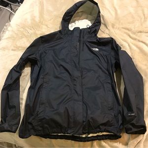 The northface Mens XL waterproof rain jacket Venture in excellent condition